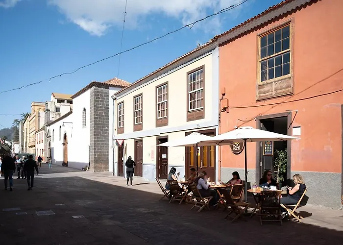 דירה Profithome - Color Carine 2 *