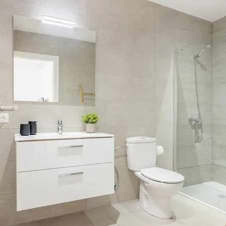 Profithome - Color Carine 2 * La Laguna (Tenerife)