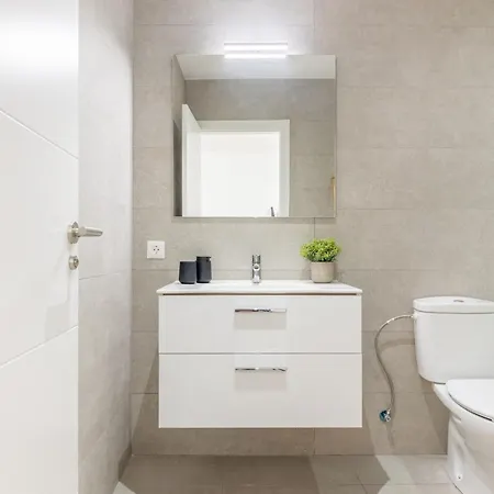 Profithome - Color Carine 2 * La Laguna (Tenerife)